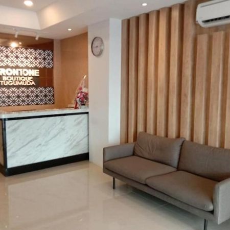 فندق Front One Boutique Tugu Muda سيمارانغ المظهر الخارجي الصورة