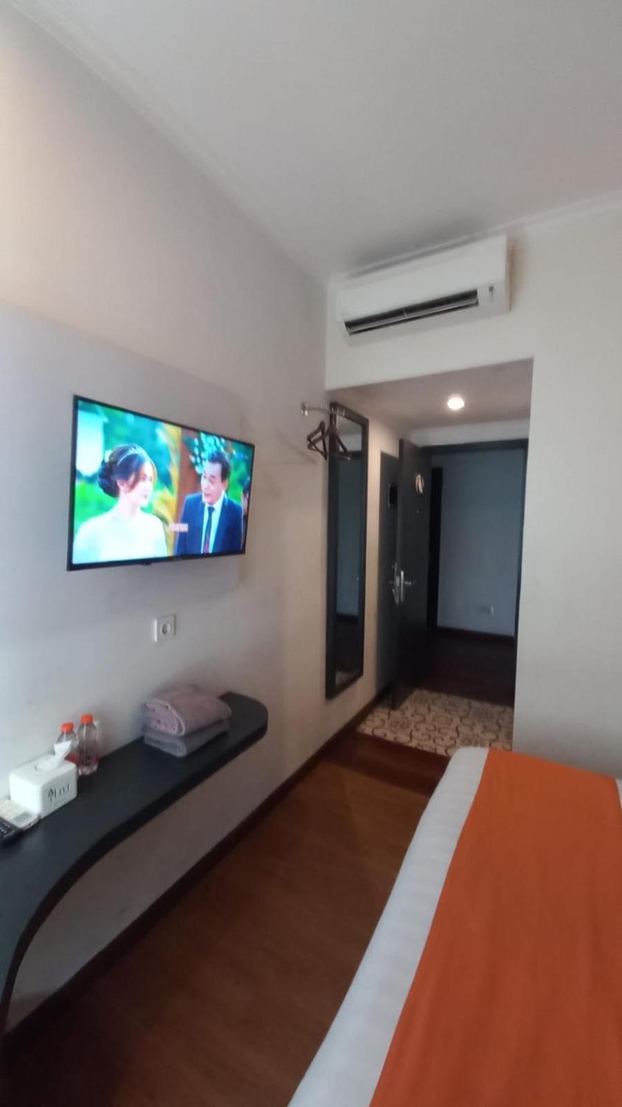 فندق Front One Boutique Tugu Muda سيمارانغ المظهر الخارجي الصورة